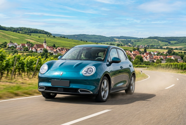 Porsche-Optik zum halben Preis: Der neue GWM Ora 5 greift in Deutschland an