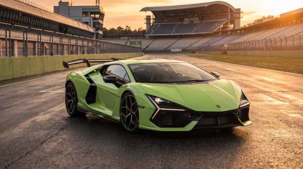 Rennstrecken-Albtraum für die Konkurrenz: Neuer Lamborghini Revuelto SV kommt mit 1.065 PS!