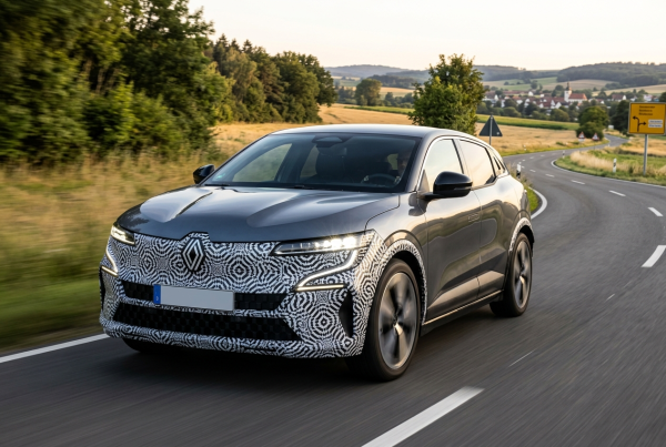 Enthüllt: Verpasst Renault dem Megane E-Tech jetzt das absolute Mega-Update?